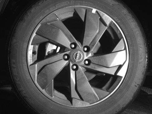 Used 2025 Nissan Rogue SV FWD image 12