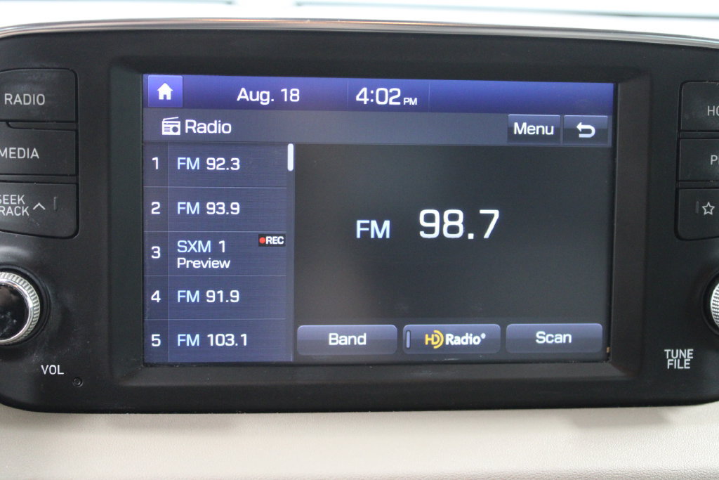 Used 2020 Hyundai Santa Fe SEL FWD image 42