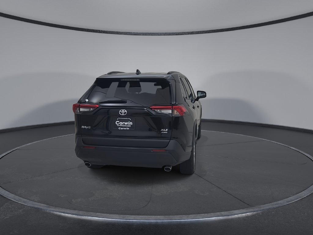 Used 2025 Toyota RAV4 XLE AWD/4WD image 14
