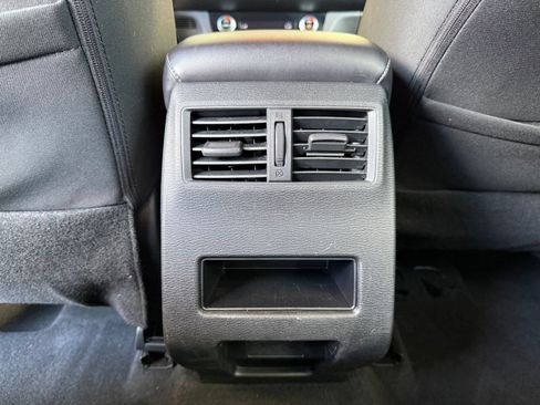 Used 2024 Mitsubishi Outlander ES FWD image 29