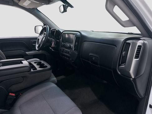 Used 2018 Chevrolet Silverado 1500 LT w/ Texas Edition image 29