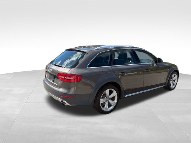 Used 2014 Audi A4 Premium w/ Lighting Package AWD/4WD image 3