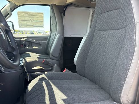 New 2026 GMC Savana 2500 Extended w/ Driver Convenience Package RWD image 13