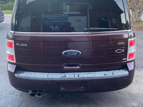 Used 2010 Ford Flex SEL image 3