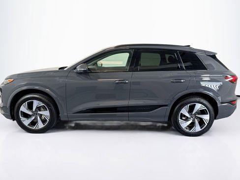 Used 2025 Audi Q6 e-tron Premium Plus image 8