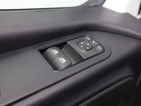 Used 2022 Mercedes-Benz Sprinter 2500 image 12