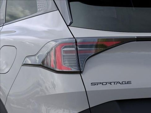 New 2026 Kia Sportage X-Line AWD/4WD image 11