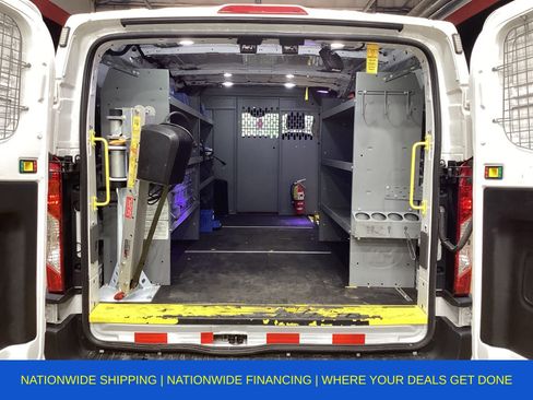 Used 2022 Ford E-Transit Low Roof image 7