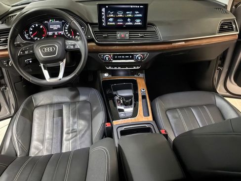Used 2022 Audi Q5 2.0T Premium image 11