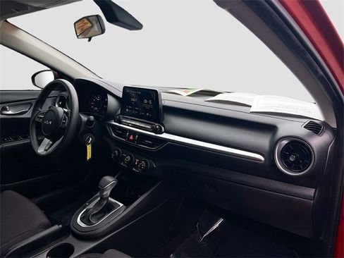 Used 2023 Kia Forte LXS image 26