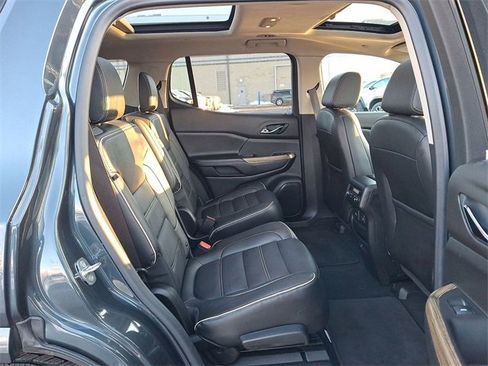 Certified 2019 GMC Acadia Denali w/ Technology Package image 27