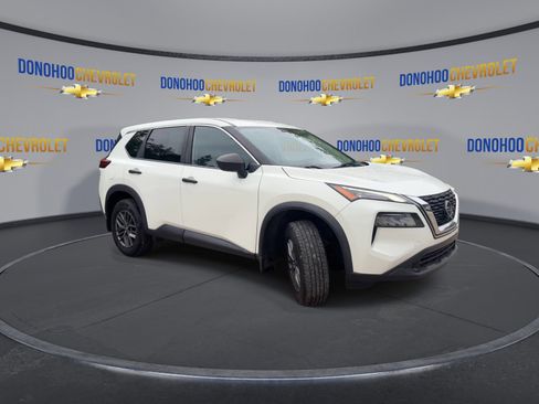 Used 2021 Nissan Rogue S FWD image 5