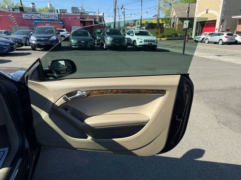 Used 2011 Audi A5 2.0T Premium Plus image 41