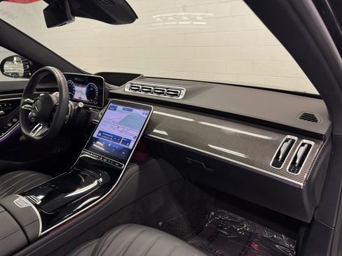 Used 2024 Mercedes-Benz S 63 AMG S image 63