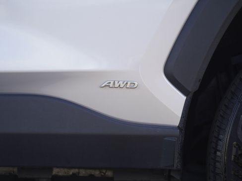 Used 2021 Toyota RAV4 Limited AWD/4WD image 41