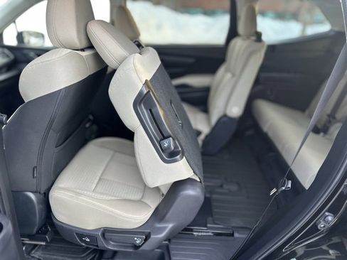 Used 2023 Subaru Ascent Premium w/ Convenience Package image 21