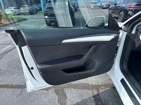 Used 2023 Tesla Model 3 Performance AWD/4WD image 11