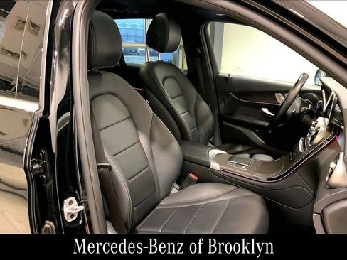 Certified 2022 Mercedes-Benz GLC 300 GLC 300 image 10