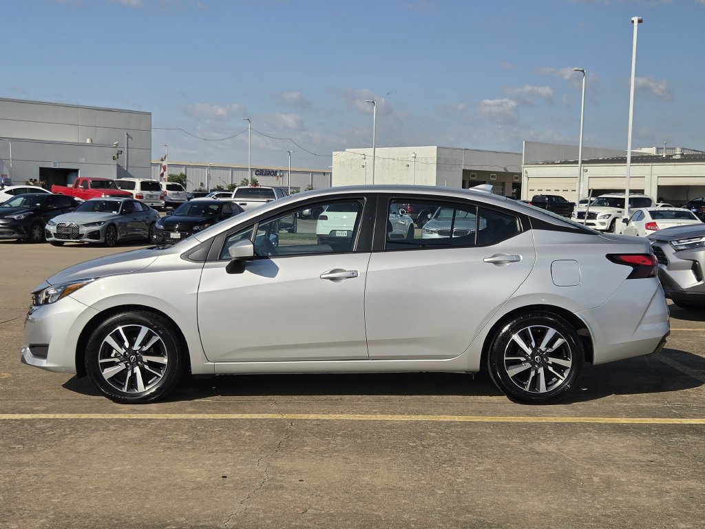 Used 2025 Nissan Versa SV FWD image 6