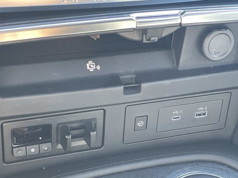 Used 2024 Nissan Armada SL w/ Midnight Edition Package image 22