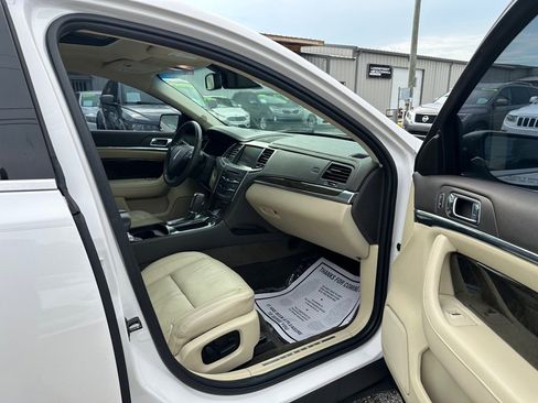 Used 2014 Lincoln MKS w/ Equipment Group 101A FWD image 12