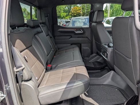 Used 2023 Chevrolet Silverado 1500 High Country AWD/4WD image 14