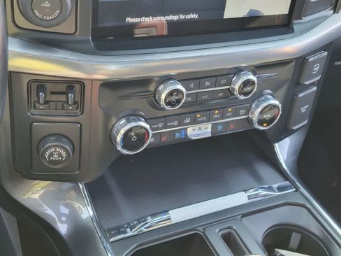 Certified 2022 Ford F150 Lariat w/ Equipment Group 502A High RWD image 41