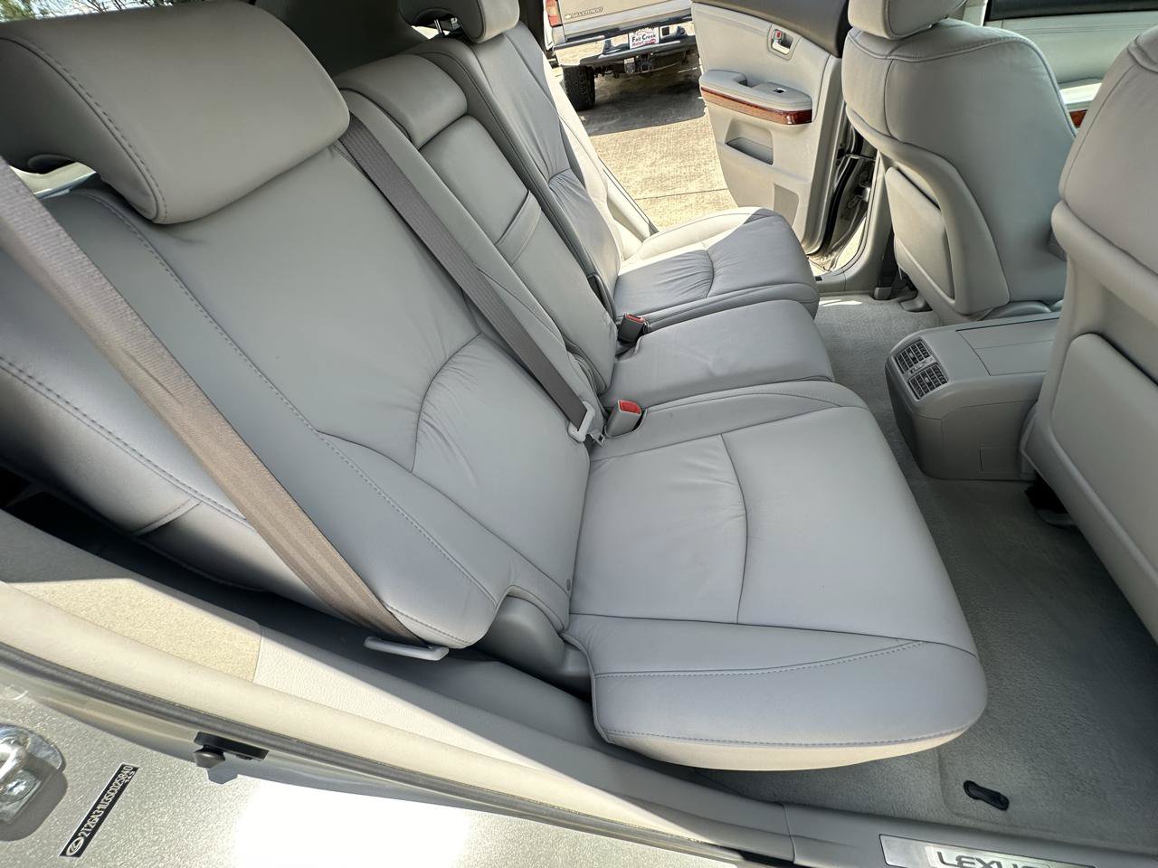 Used 2005 Lexus RX 330 w/ Premium Pkg FWD image 50