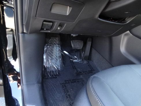 New 2026 Toyota Grand Highlander Limited image 8