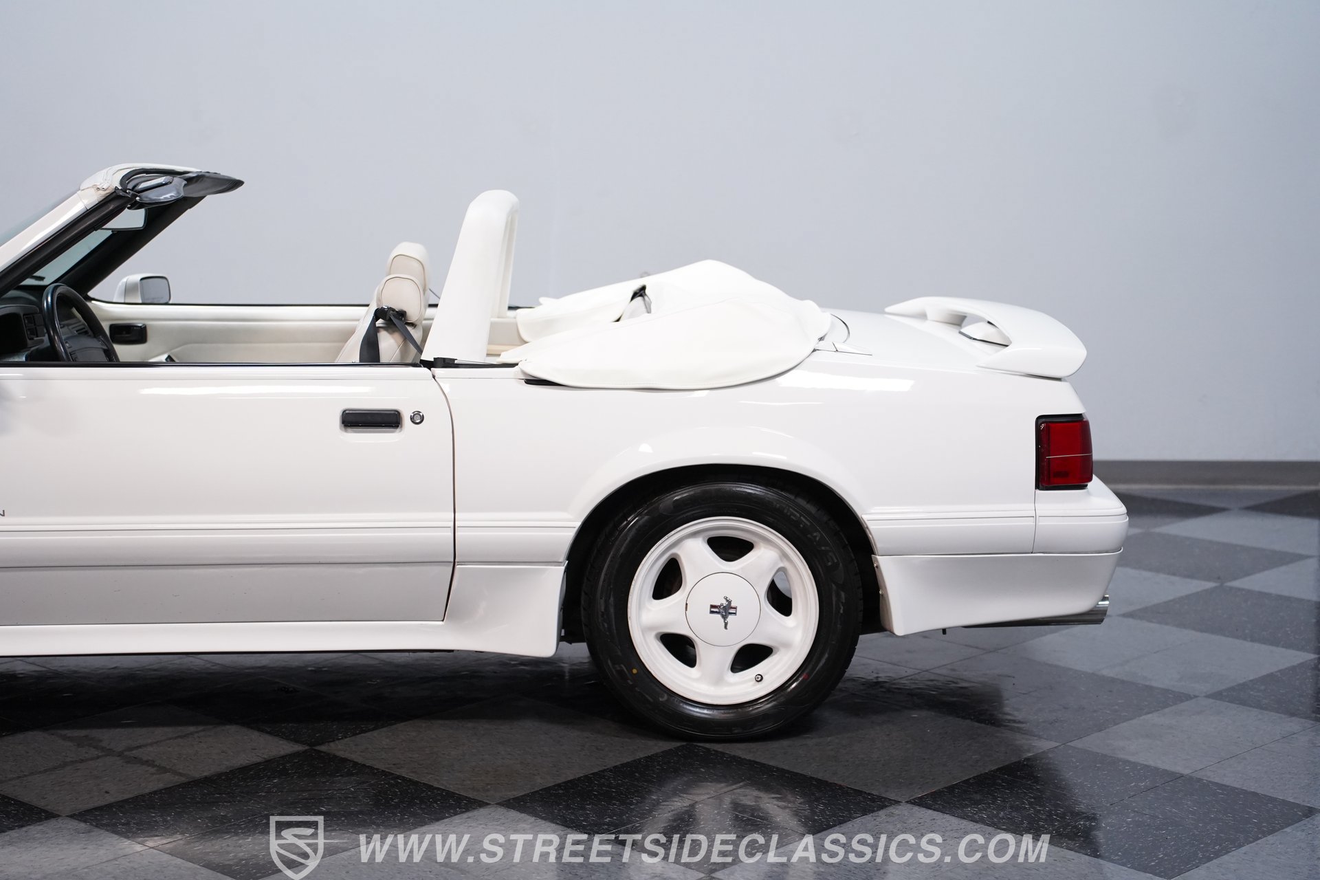 Used 1993 Ford Mustang LX RWD image 20