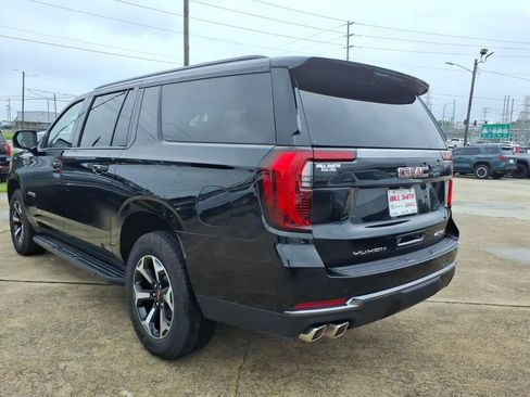 New 2026 GMC Yukon XL AT4 AWD/4WD image 5