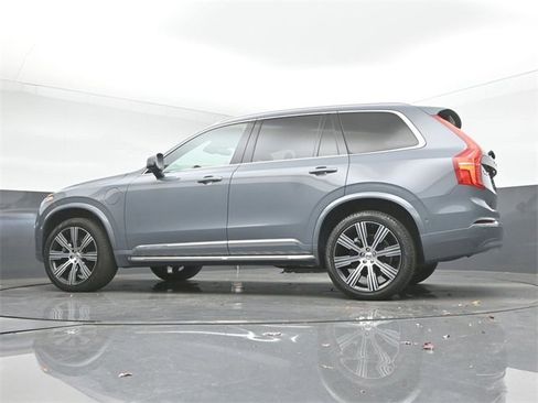 Used 2023 Volvo XC90 T8 Plus image 41