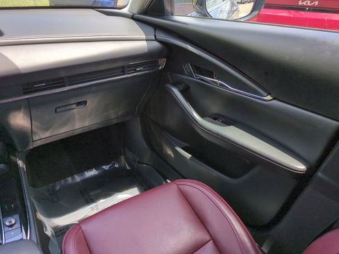 Used 2025 MAZDA CX-30 AWD 2.5 S w/ Preferred Package image 17