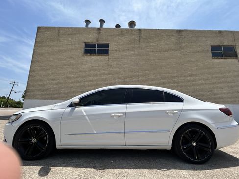 Used 2013 Volkswagen CC Sport Plus FWD image 2