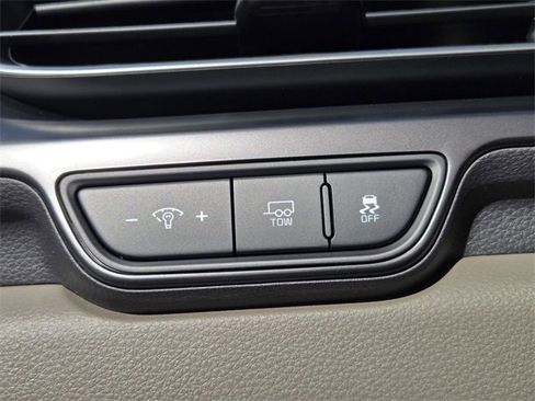 New 2026 Kia Carnival LXS image 16