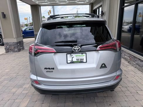 Used 2018 Toyota RAV4 Adventure AWD/4WD image 6