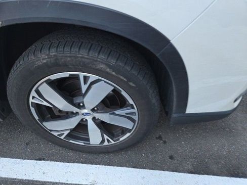 Used 2020 Subaru Forester Touring image 3