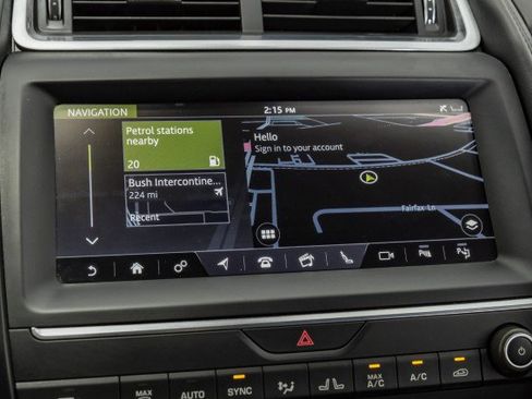 Used 2018 Jaguar E-PACE S image 22