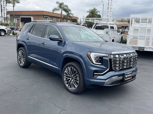New 2026 GMC Terrain Denali w/ LPO, Black Badging Package AWD/4WD image 3