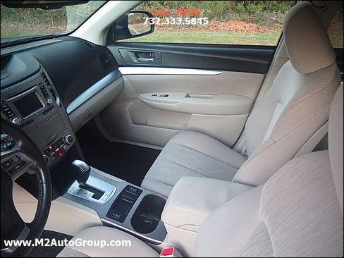 Used 2014 Subaru Outback 2.5i Premium AWD/4WD image 14