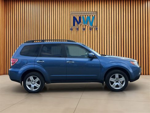 Used 2010 Subaru Forester 2.5X Premium AWD/4WD image 28