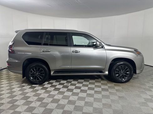 Used 2023 Lexus GX 460 Premium w/ Premium Package AWD/4WD image 6