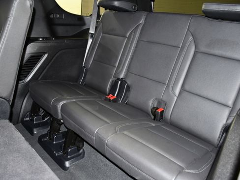 Used 2025 Chevrolet Tahoe Z71 AWD/4WD image 52