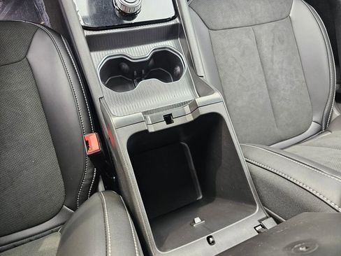 New 2025 Jeep Grand Cherokee L Altitude image 24