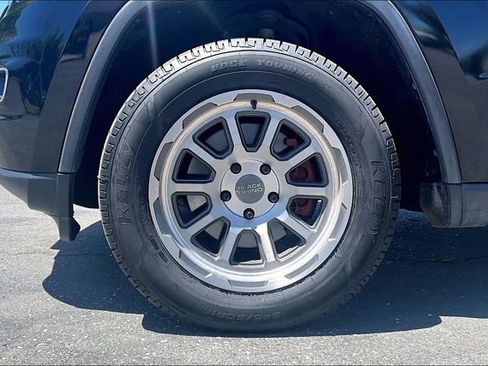Used 2019 Jeep Grand Cherokee Limited w/ Luxury Group II RWD image 9