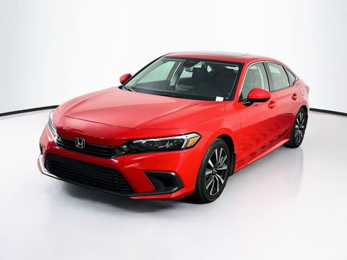 Used 2024 Honda Civic EX image 3