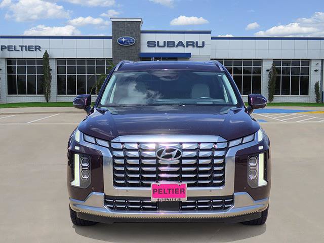 Used 2024 Hyundai Palisade Calligraphy FWD image 2