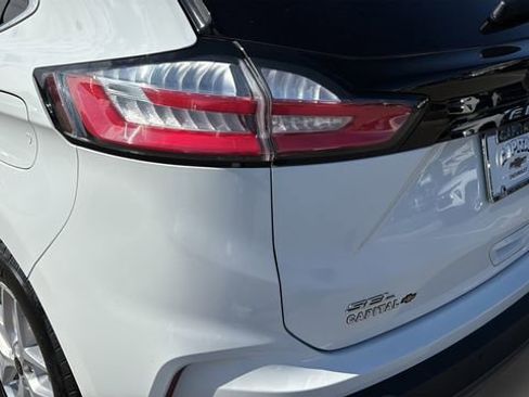 Used 2024 Ford Edge SEL image 35