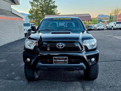 Used 2015 Toyota Tacoma PreRunner w/ TRD Sport Package image 8
