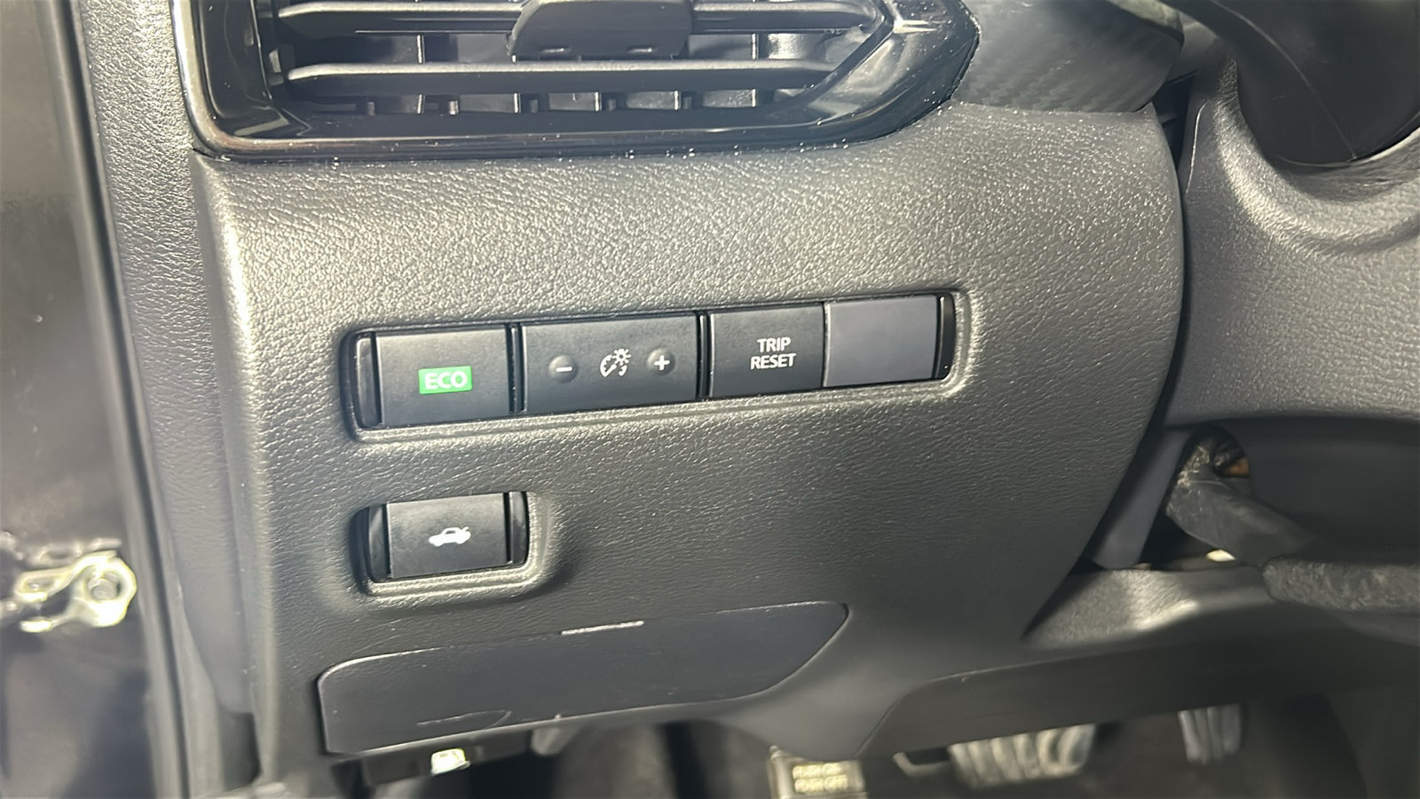 Used 2023 Nissan Sentra SV w/ All-Weather Package FWD image 24